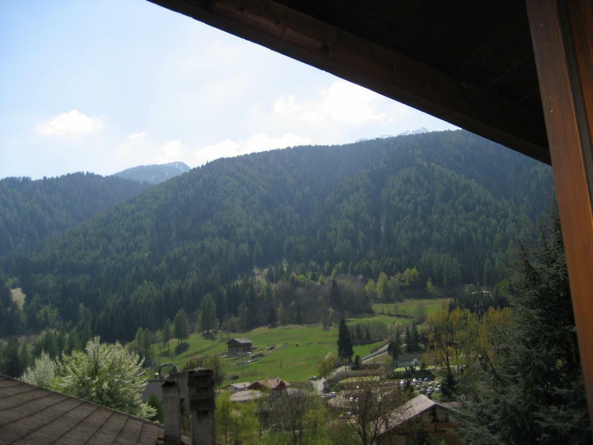 Casa Martini Appartement Mezzana  Buitenkant foto